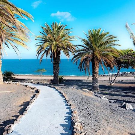 Apartamento Taisa Playa Roca Costa Teguise Extérieur photo