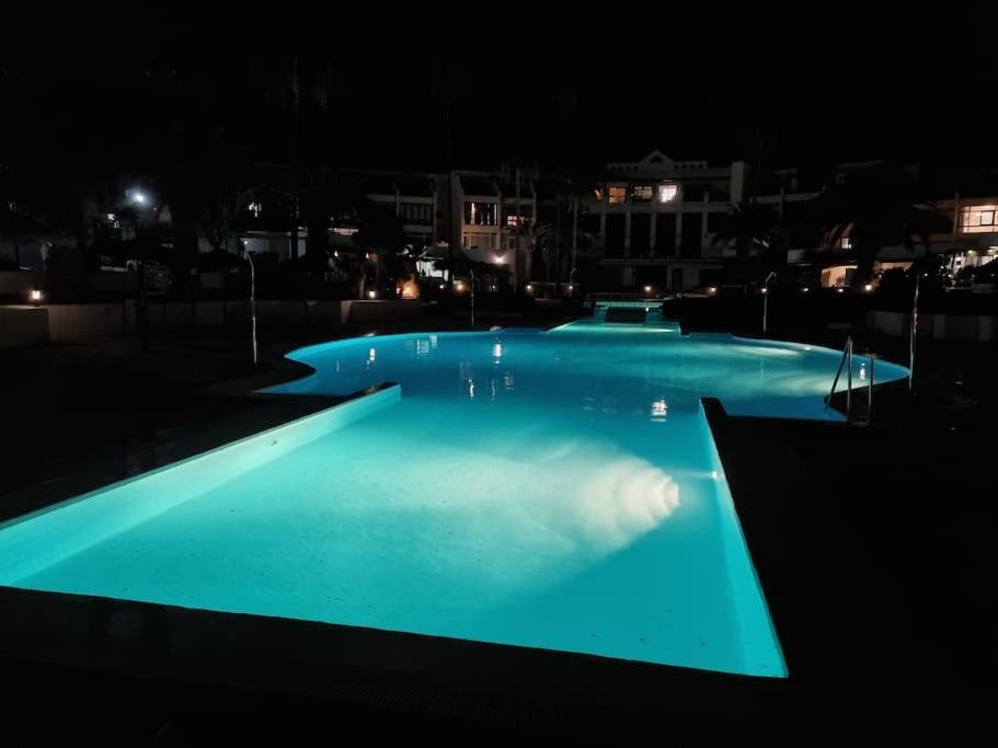 Apartamento Taisa Playa Roca Costa Teguise Extérieur photo
