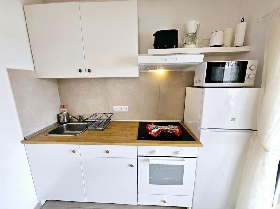 Apartamento Taisa Playa Roca Costa Teguise Extérieur photo