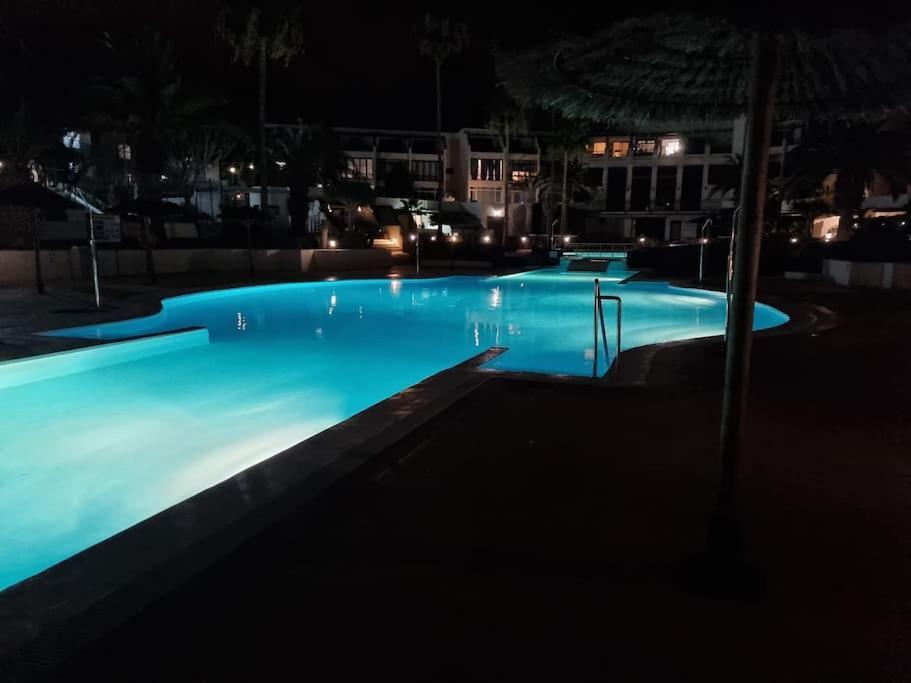 Apartamento Taisa Playa Roca Costa Teguise Extérieur photo