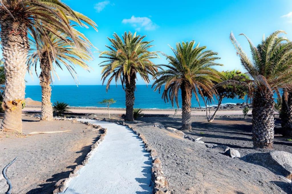 Apartamento Taisa Playa Roca Costa Teguise Extérieur photo